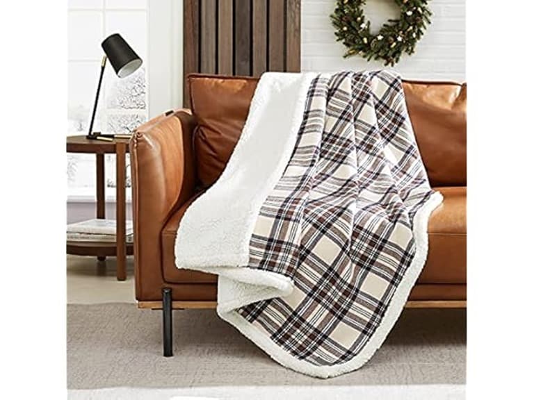 Eddie Bauer Flannel Sherpa Throw Blanket - Image 1
