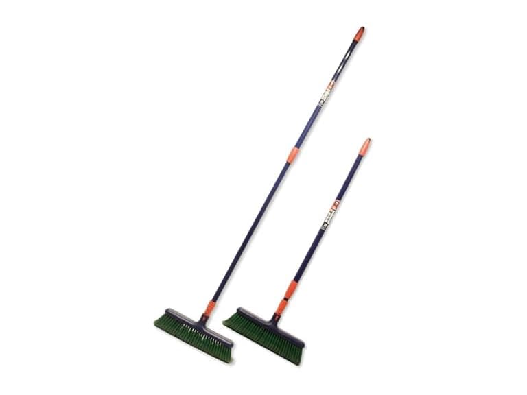 Spear & Jackson Artificial Grass Rake - Image 1