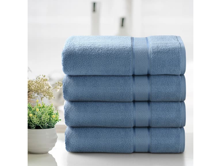 Kathy Ireland 4 Pc Plush Bath Sheets - Image 1