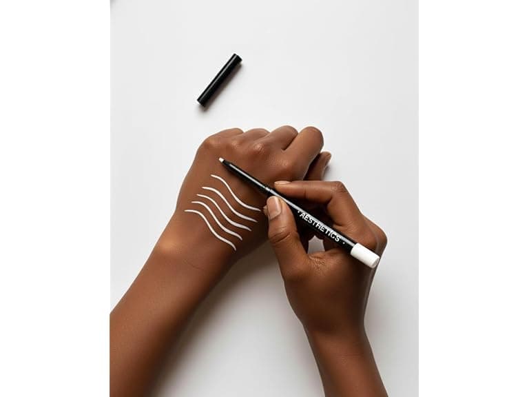 Aesthetics White Gel Eyeliner Pencil - Image 1