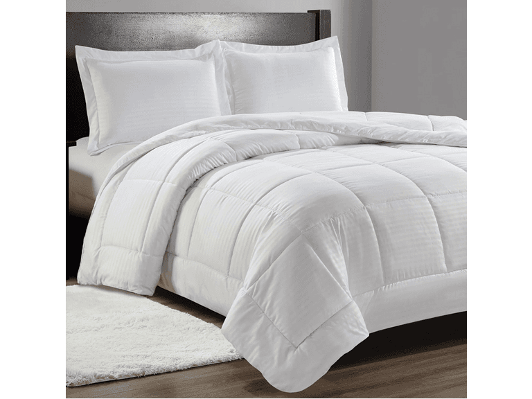 Luxurious 3-Pc Comforter Set All-Season Bedding - Image 1
