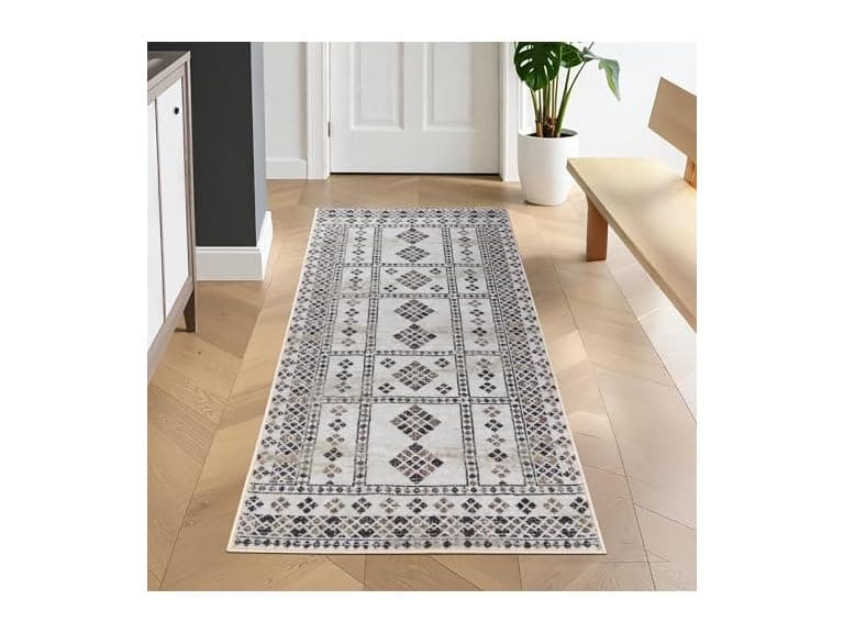 Superior 2'7"x6' Modern Diamond Border Rug - Image 1