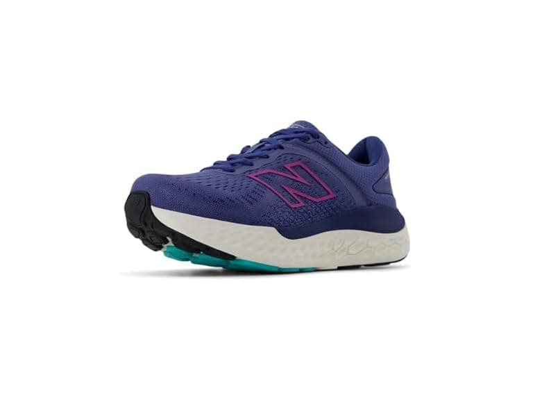 Women's New Balance Fresh Foam 1540 (12) - Image 1