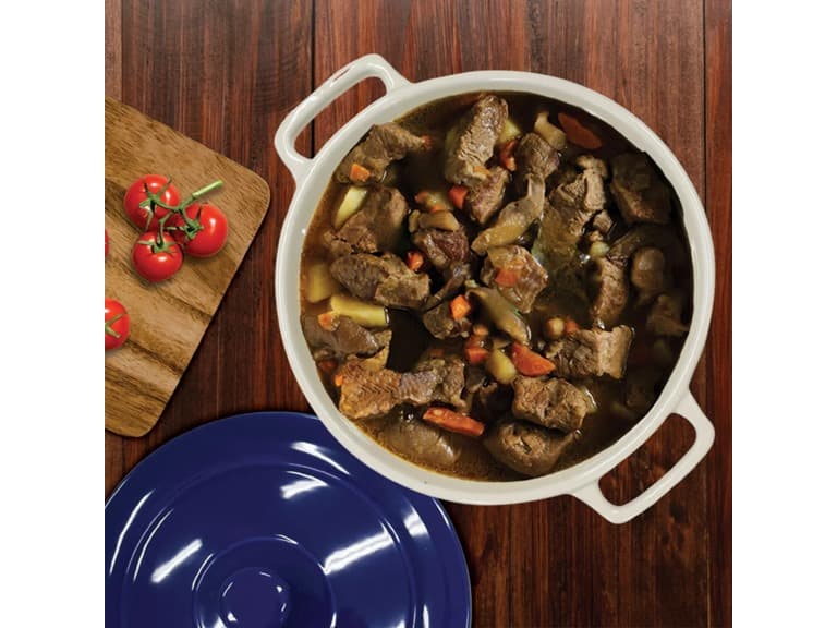 Le Regalo Stoneware Casserole with Lid - Image 1