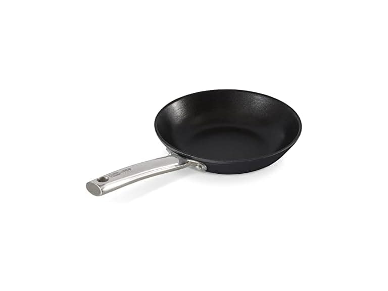 DASH Delish 8" Lightweight Cast Iron Pan - Image 1