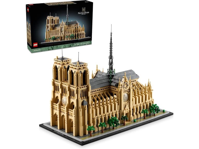 LEGO Architecture Notre-Dame de Paris Replica - Image 1