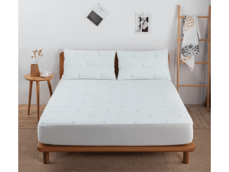 Bibb Home Eucalyptus Scented Waterproof Mattress Pad - Image 1