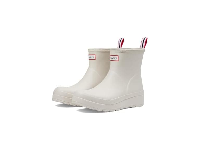 Hunter Women's Play Short Rain Boot - Image 1