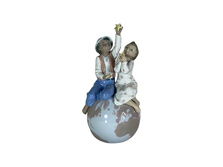Lladro A World of Love Collectible Fig - Image 1