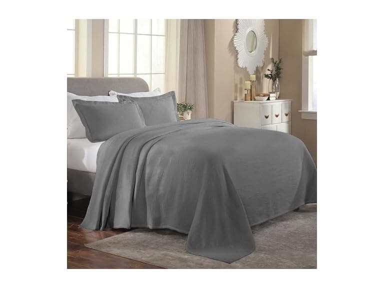 Superior Cotton Bedspread Set Matelasse Jacquard Medallion Scroll - Image 1