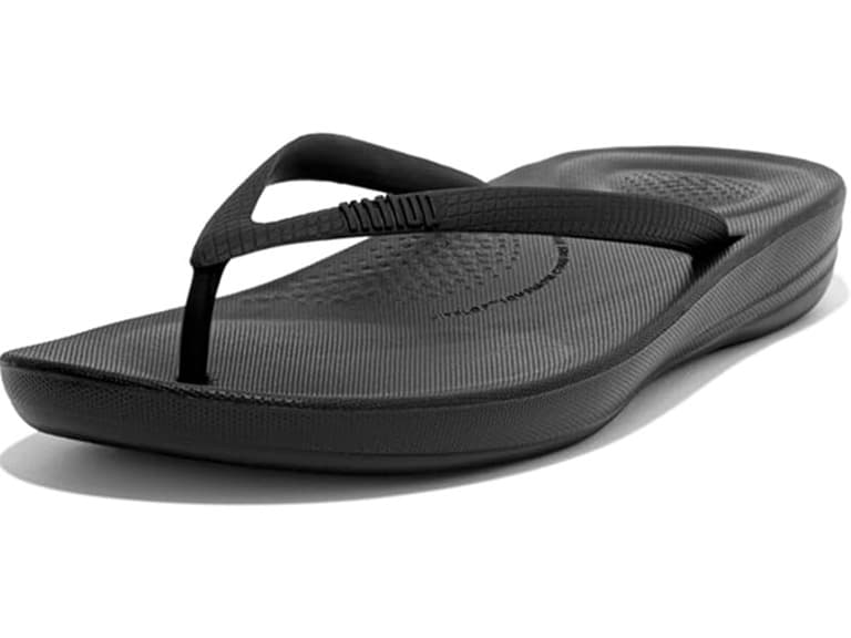 FitFlop Women's IQushion Ergonomic Flip Flop - Image 1