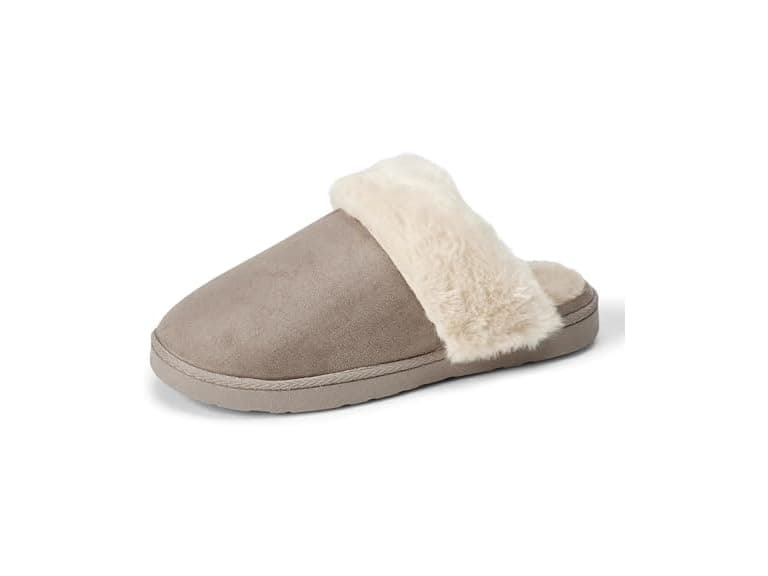 Amazon Essentials Women's Faux Fur Cozy Slippers - Image 1