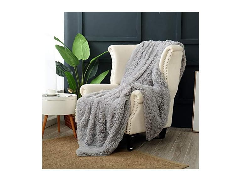 Reafort 60"x70" Luxury Shaggy Fur Throw - Image 1