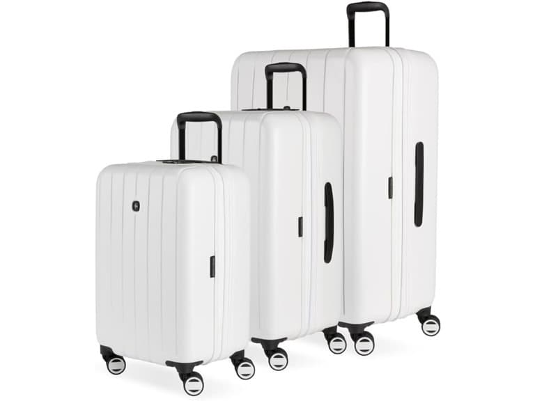 SwissGear Wanderlust Pro Lightweight Expandable Spinner (Open Box) - Image 1