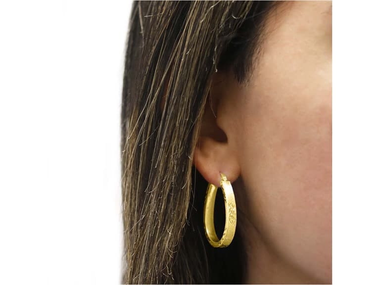 Yeidid Italian Diamond Cut Oval Hoops - Image 1