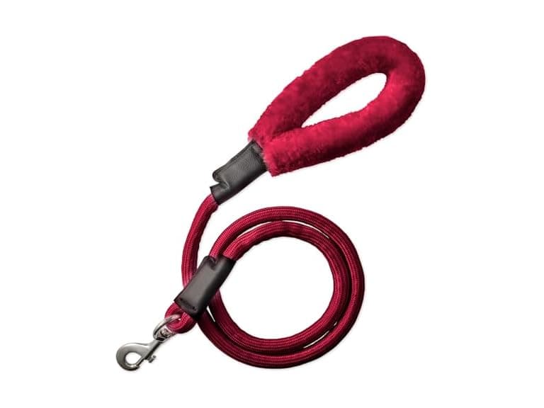 Pet Passion Plush Dog Leash with Cozy Sherpa - Image 1