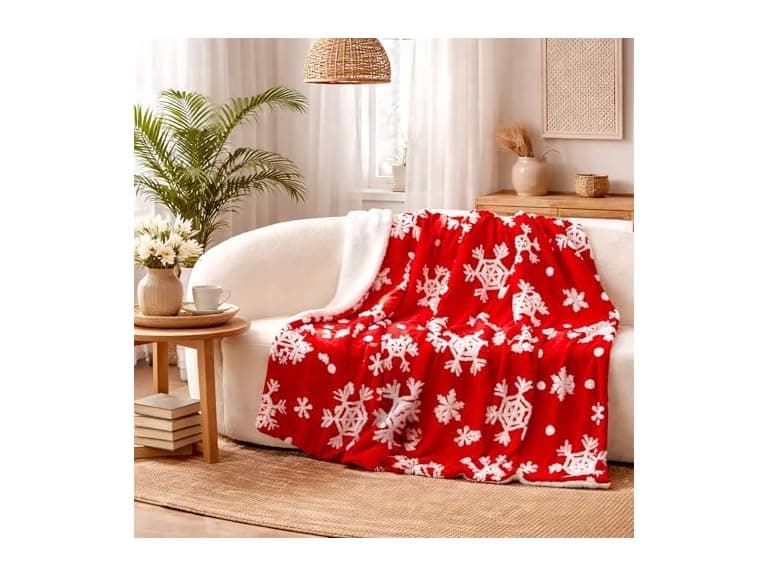RILIHO Red Sherpa Snowflakes Blanket - Image 1