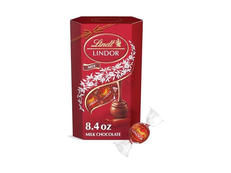 Lindt Lindor Milk Choc Truffles Gift Box - Image 1