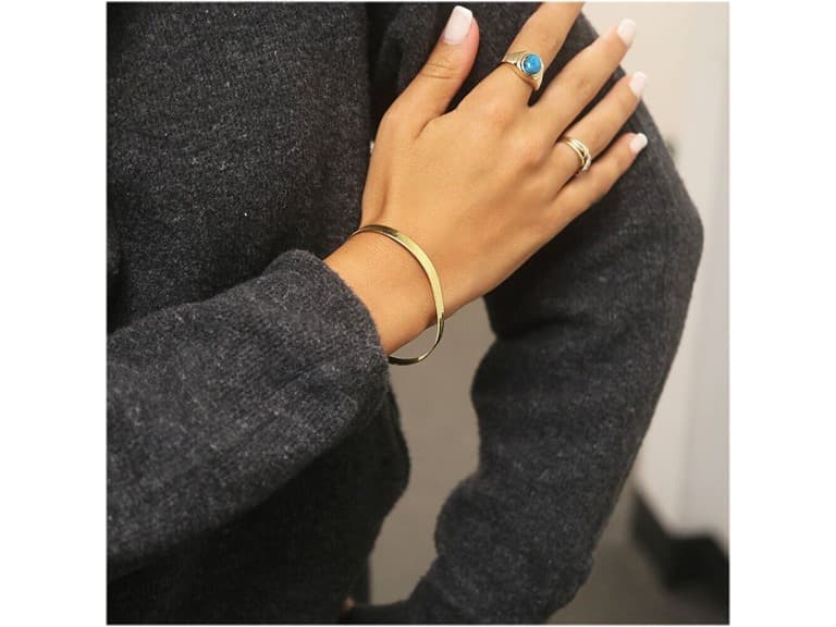 Yeidid Gold Herringbone Bracelet 7- or 8" - Image 1