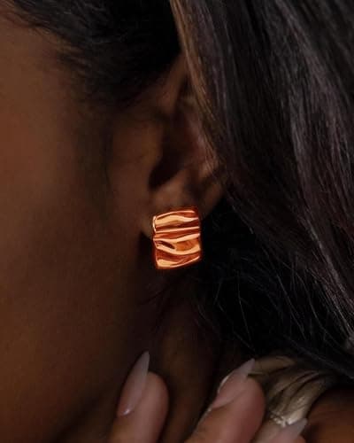 UANNEAU Rose Gold Chunky Earrings for Women Trendy, 14K Plated Gold Dainty Wavy Square Earrings Statement Minimalist Hypoallergenic Stud Earrings - Thumbnail 2