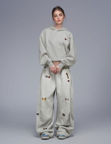 Aelfric Eden Cropped Hoodie For Women Men Pullover Hooded with Pocket Unisex Solid Casual Oversized Short Sweatshirt Tops Grey XL - Thumbnail 2