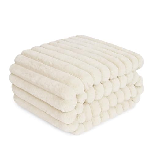 ZAKAPAWS Waterproof Pet Blanket for Large Dogs & Cats - Reversible Calming Plush, Washable Furniture Cover for Couch, Bed, Car Seat, Blocks Leaks, Stains & Pet Fur (Cream, 60"x80")