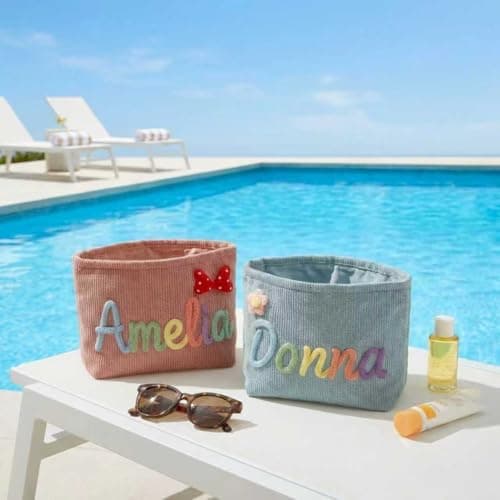 Personalized woven travel makeup bag, with extra-large capacity and thick inner lining, crafted with embroidery technique. It is convenient to carry and is a must-have bag for women on the go. - Thumbnail 3
