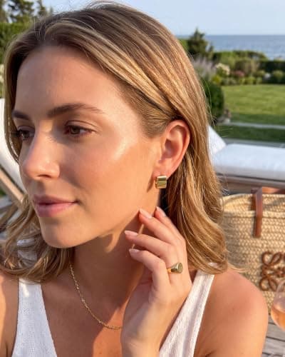 MUMREUES Gold Earrings for Women Trendy 14K Gold Plated Small Chunky Huggie Earrings Dainty Minimalist Simple Hypoallergenic Hoop Earrings Jewelry Gifts for Her - Thumbnail 2