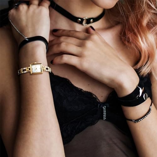 Diaofendi Small Gold Watches for Women Vintage Ladies Quartz Wrist Watches Stainless Steel Band Womens Gold Watch Luxury Bracelet Tools Included(Gold Silver) - Thumbnail 5