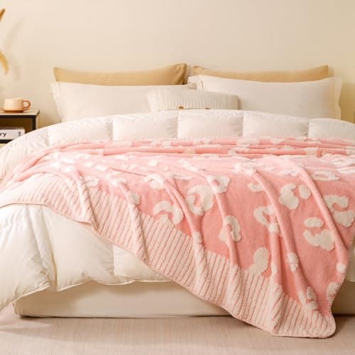 TrellisJoy Leopard Print Blanket Fleece Throw for Bed Sofa for All Seasons Leopard-Pink 60"x80" - Thumbnail 3