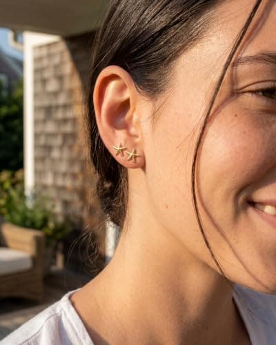 MUMREUES Gold Earrings for Women Trendy 14K Gold Plated Small Starfish Stud Earrings Dainty Lightweight Minimalist Simple Hypoallergenic Earrings Jewelry Gifts for Her - Thumbnail 2