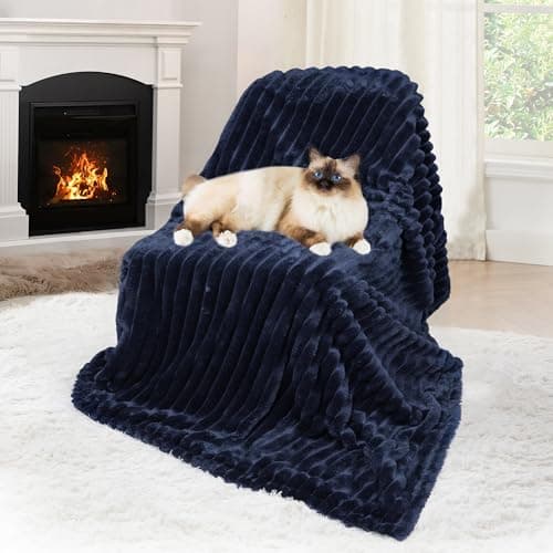 ZAKAPAWS Waterproof Pet Blanket for Large Dogs & Cats - Reversible Calming Plush, Washable Furniture Cover for Couch, Bed, Car Seat, Blocks Leaks, Stains & Pet Fur (Navy, 30"x40") - Thumbnail 3