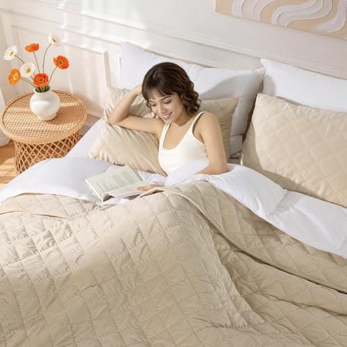 Uqocnh Luxury Velvet Quilt Set King Size 3 Piece, Soft Channel Stitch Velvet Comforter Set with 2 Pillow Shams, Lightweight Coverlet Bedspread Bedding Set for All Seasons, Beige - Thumbnail 3