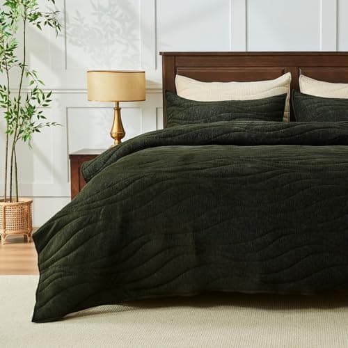 DOWN HOME Crinkle Textured Velvet Quilt Set with Shams, All-Season Luxury Modern Bedding,Easy Care Comforter,Ultra-Soft,Lightweight & Breathable, Cali King, Courtyard Green
