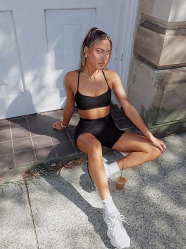 Black Sports Bras for Women Padded Adjustable Thin Straps Workout Yoga Gym Athletic Bras Y2k Casual Tops Activewear Camisole(Black X-Large) - Thumbnail 5