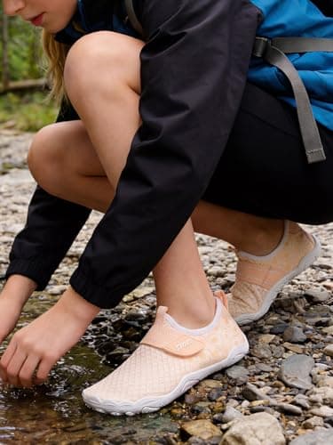 Coutgo Girls Water Shoes Slip On Hiking Outdoor Aqua Shoes Quick Dry Lightweight Beach Swim Sports Shoes - Thumbnail 3