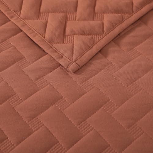 WRENSONGE Queen Quilt-3 Pieces Weave Autumn Leaf Bedspreads Queen Size Quilt Bedding Set for All Seasons, Soft Summer Coverlet with 2 Pillow Shams Suitable for Bed, Couch, Quilted Blanket - Thumbnail 6