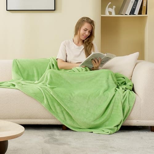 Hansleep Fleece Grass Green Throw XL Blanket, Super Soft Flannel Fuzzy Plush Cozy Blanket for All Seasons, Grass Green, Throw XL 50x70 Inches - Thumbnail 3