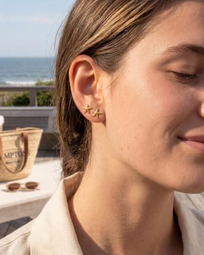 MUMREUES Gold Earrings for Women Trendy 14K Gold Plated Small Starfish Stud Earrings Dainty Lightweight Minimalist Simple Hypoallergenic Earrings Jewelry Gifts for Her - Thumbnail 4