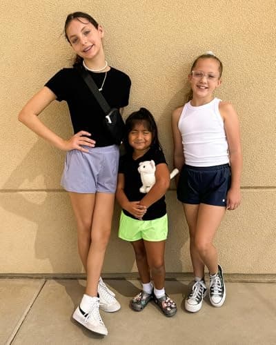 Stelle Girl's Athletic Shorts with Liner Zipper Pockets Elastic Waist Running Shorts Sports Active Shorts for Teen Kids(Neon Yellow,XS) - Thumbnail 4