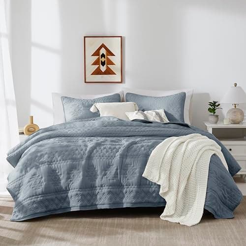 WDCOZY Boho Blue Grey Quilt King Size Bedding Sets with 2 Pillow Shams, Farmhouse Lightweight Soft Bedspread Coverlet for All Season, 3 Pieces, 104x90 inches