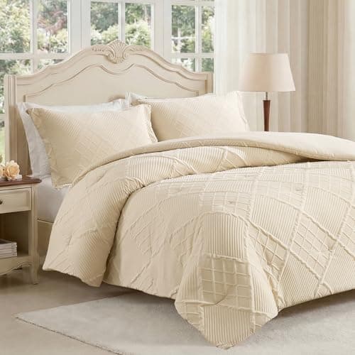 Amélie Home Twin Comforter Set, 2 Piece Beige Jacquard Bedding Set with 1 Pillow case, Soft Microfiber Diamond Design, Lightweight All-Season for Bedroom & Dorm