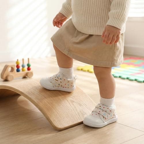 STQ KIDS Baby Girls Walking Shoes Wide Toe Box Toddler Barefoot Tennis Shoe Cute Infant Babies Sneaker Soft First Walker Non-Slip Mid Top Ankle Support Beige White 2-2.5 Years Toddler Size 7 US - Thumbnail 3
