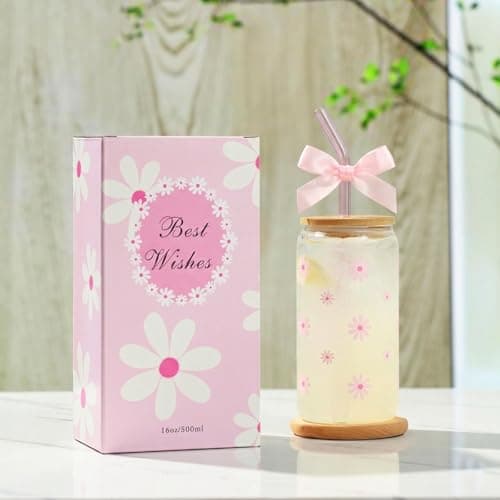 KMCCUMBER Cute Glass Cups with Lids and Straws, Teen Girl Birthday Gifts Daisy Iced Coffee Cup, Pink Aesthetic Mug Tumbler for Mothers Day Christmas Valentines Coffee Lover 16oz - Thumbnail 3