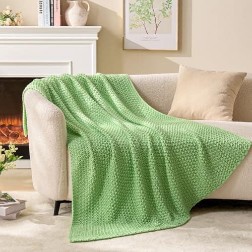 BEDELITE Chunky Cable Knit Throw Blanket, Acrylic Chunky Knitted Blankets, Super Soft Cozy Woven Green Throw Blanket for Sofa Couch Bed Room Home Decor, Gift for Women, 50"x60" - Thumbnail 4