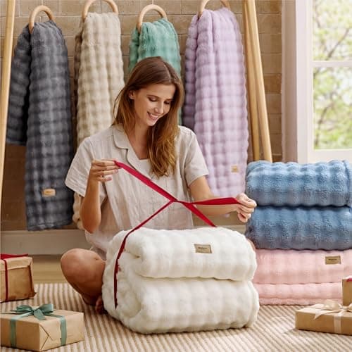 Bedsure 3D Fleece Bubble Blankets for Couch - Cute Pink Throw Blanket for Sofa Bedroom Decor - Luxury Soft Cozy Pink Birthday Gifts for Women Girls, Lightweight, Light Pink, 50"×60" - Thumbnail 6
