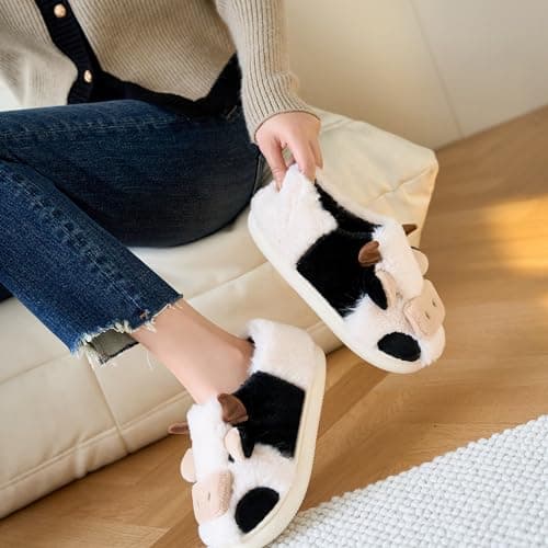 PUWAN Cute Cow Fuzzy Slippers for Women Men, Cotton Animals House Slippers Fluffy Plush Indoor Shoes for Living Room Bedroom, Size 9.5-10 - Thumbnail 3