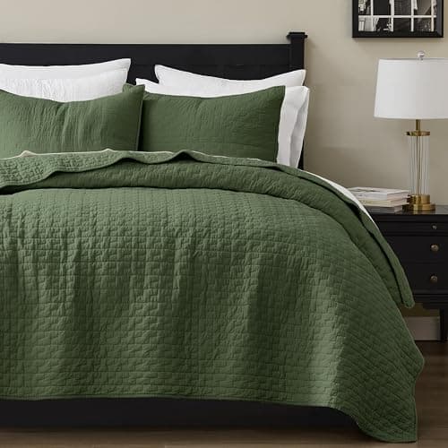 palassio Olive Green 100% Cotton Quilt Queen Size Bedding Sets with 2 Pillow Shams, Textured Lightweight Soft Bedspread Shabby Chic Coverlet, Quilted Comforter Bed Cover for All Season, 3 Pieces - Image 1