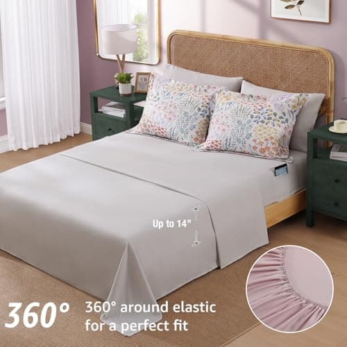 CASAAGUSTO Queen Comforter Set, 7 Pieces Bed in a Bag Queen Pinkish Floral Comforter Set with Flowers Leaves Pattern, Soft Seersucker Design All Season Queen Size Bedding Set - Thumbnail 5