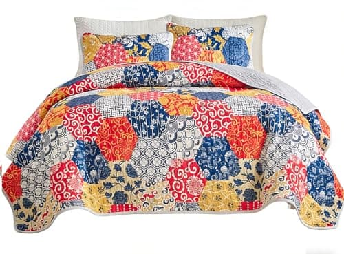 Andreannie Boho Quilt Set King Size, Reversible Floral Geometric Honeycomb Pattern Bedspread, Soft Lightweight Microfiber Bedding Coverlet, All Season Bohemian Quilt with 2 Pillow Shams, 3 Pieces - Image 1